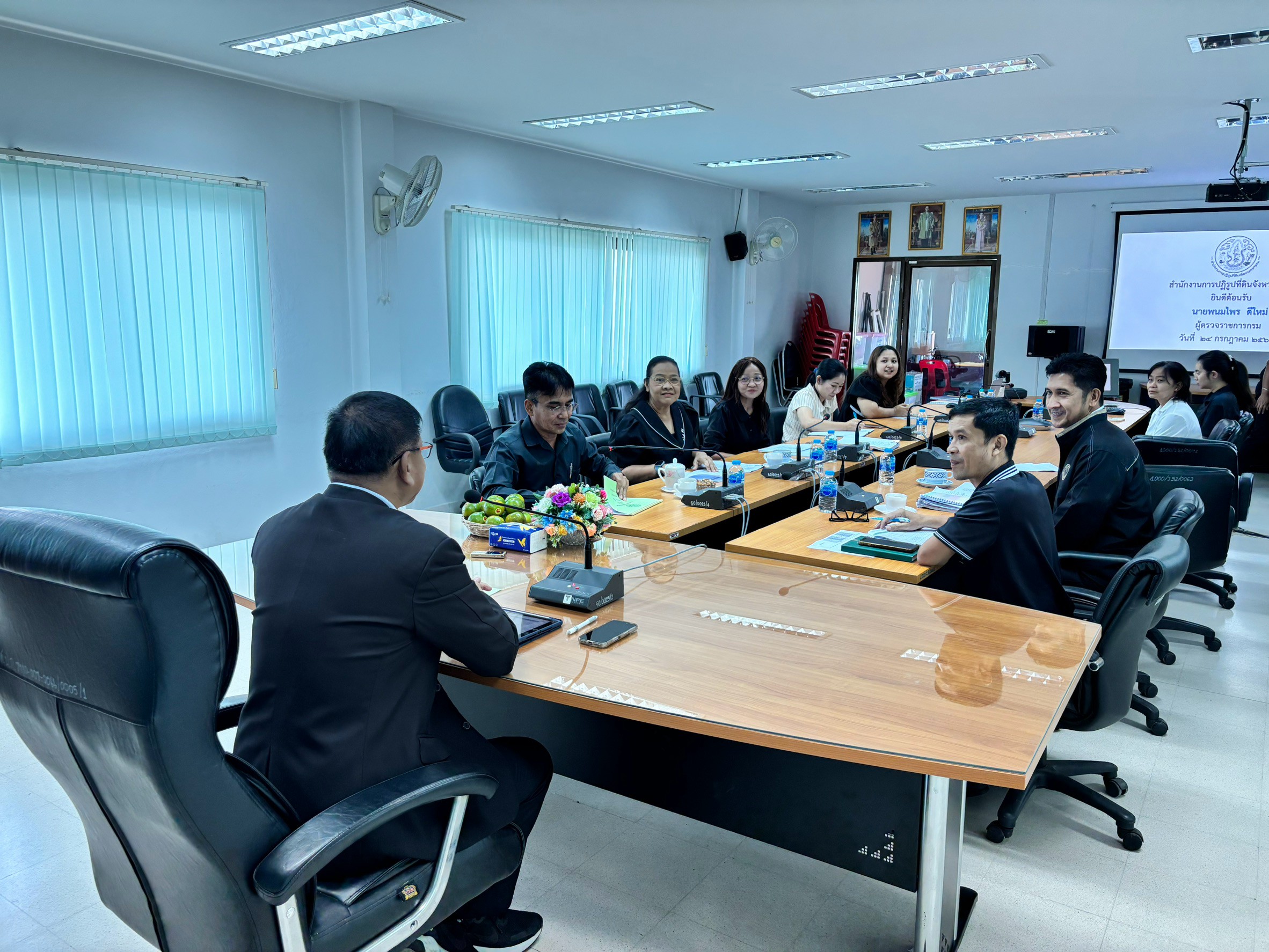 title - ผู้ตรวจราชการ ส.ป.ก. ประชุมติดตามผลการดำเนินงานตามแผนการตรวจราชการ ของ ส.ป.ก. ประจำปีงบประมาณ พ.ศ.2569 รอบ 2 จังหวัดชุมพร